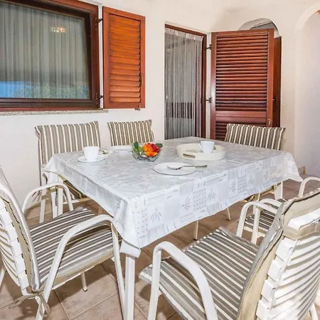 In - Insel 41257 Appartement Vir